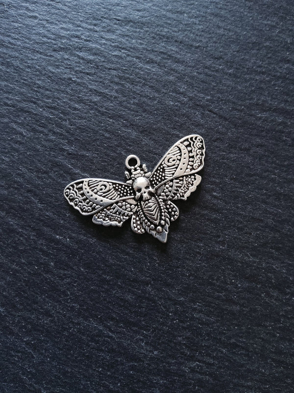 4 or 20 Large Moth Charms Antique Silver Alloy 43x27mm