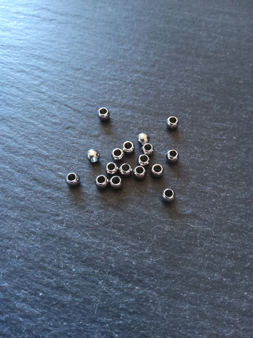 12 or 60 Stainless Steel 4mm Barrel Beads Smooth Solid Round Spacer 4x3mm with 2.1mm Hole