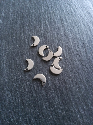10 or 50 Stainless Steel Crescent Moon Charms 10x7x1mm
