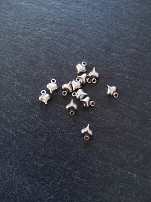 20 or 100 Stainless Steel Tiny Heart Charms Silver Tone 9x6x3mm