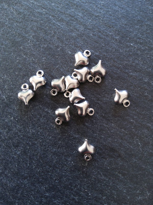 20 or 100 Stainless Steel Tiny Heart Charms Silver Tone 9x6x3mm