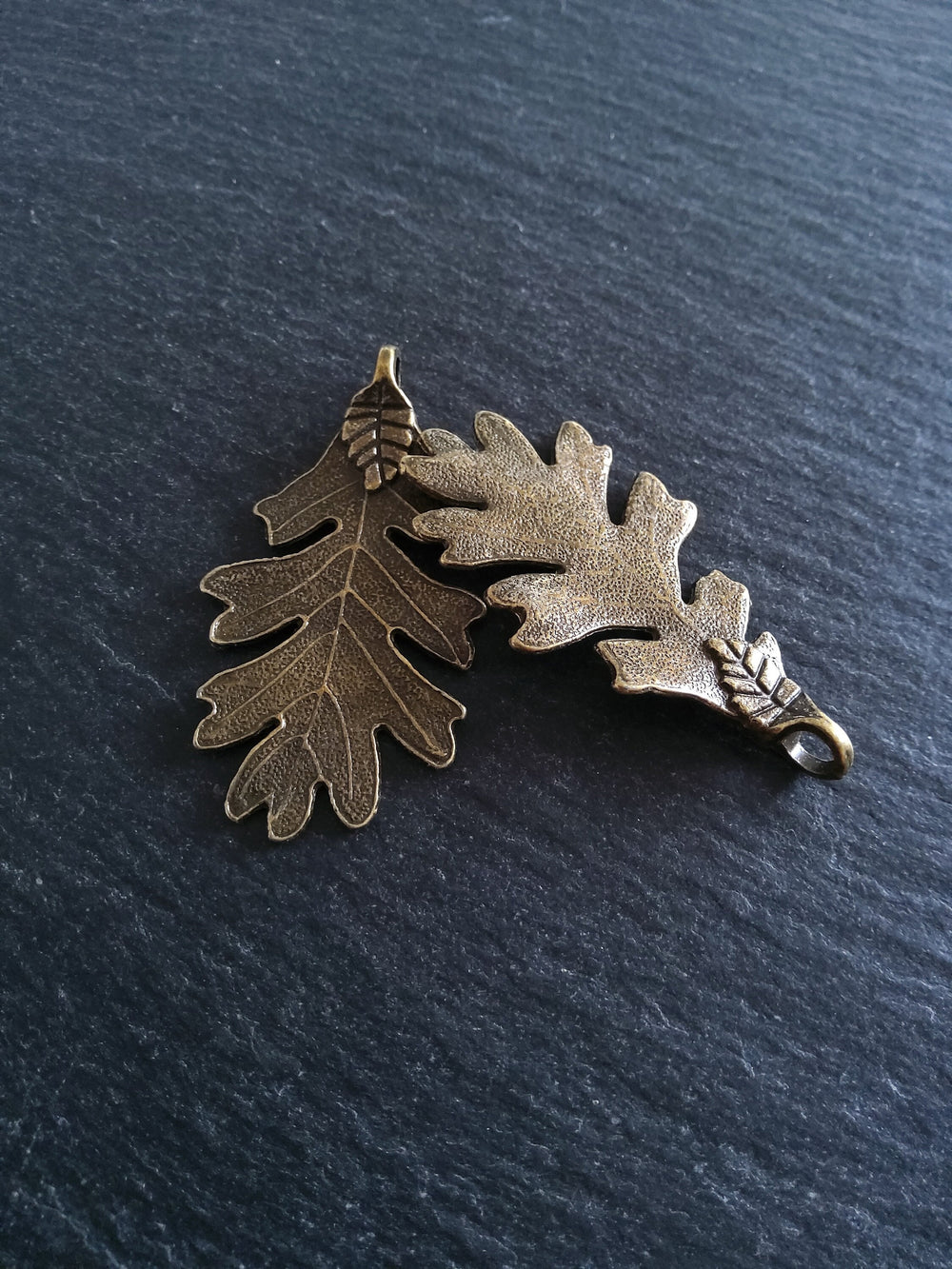 4 or 20 Large Oak Leaf Pendants Antique Bronze Tone 48x26mm