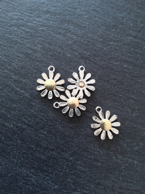 2 or 10 Daisy Flower Charms Silver & Gold 18x15mm