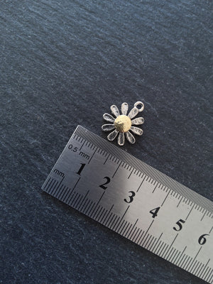 2 or 10 Daisy Flower Charms Silver & Gold 18x15mm
