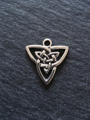 8 or 40 Celtic Knot Triangular Charms Antique Silver Tone 20x19mm