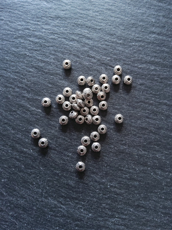 100 or 500 Wheel Spacer Beads 5mm Diameter Antique Silver Tone Alloy 5x3mm Hole: 1.1mm