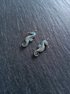 12 or 60 Antique Copper Seahorse Charms with Blue Patina 22x9x3mm