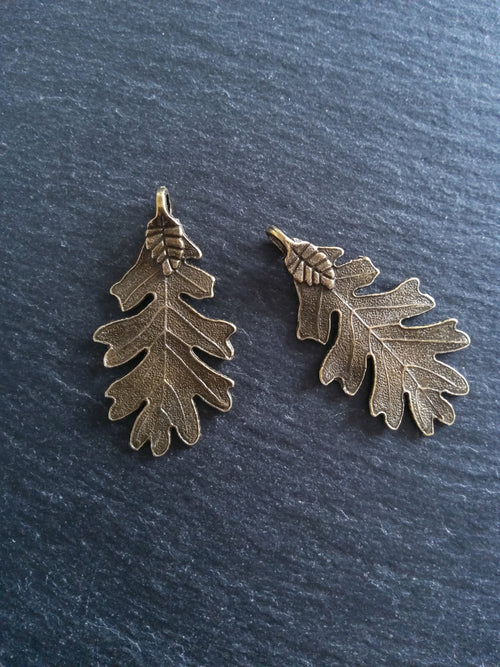 4 or 20 Large Oak Leaf Pendants Antique Bronze Tone 48x26mm