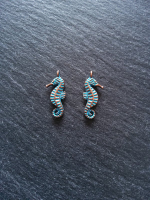 12 or 60 Antique Copper Seahorse Charms with Blue Patina 22x9x3mm