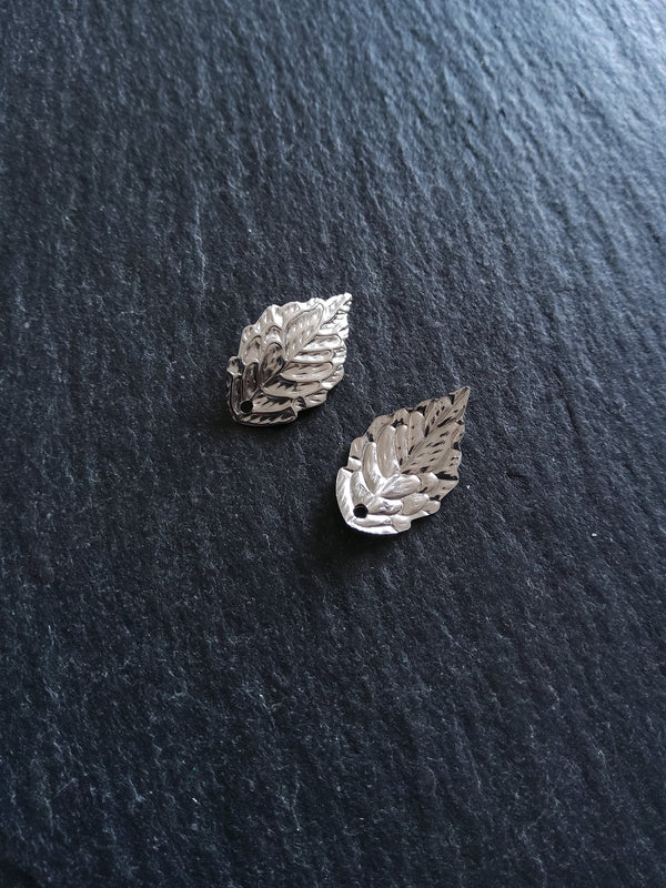 20 or 100 Stainless Steel Leaf Charms 17x10x1mm