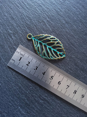 4 or 20 Antique Bronze Leaf Charms with Green Patina 49x27x2mm Nickel FREE