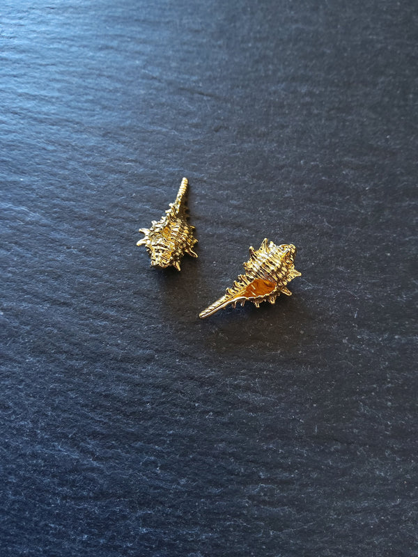 2 or 10 Conch Sea Shell Charms Real 18K Gold Plated Brass 20x11x9mm Nickel FREE