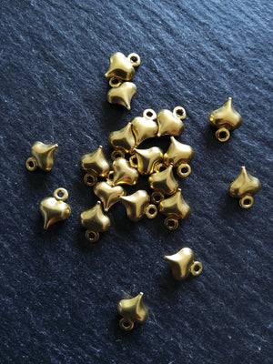 20 or 100 Tiny Heart Charms Gold Plated 9x6x3mm