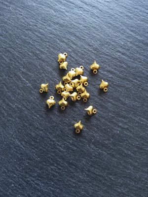 20 or 100 Tiny Heart Charms Gold Plated 9x6x3mm
