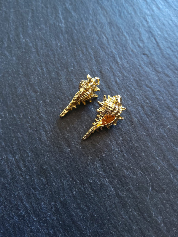 2 or 10 Conch Sea Shell Charms Real 18K Gold Plated Brass 20x11x9mm Nickel FREE