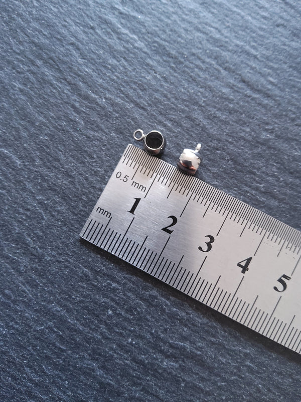 10 or 50 Stainless Steel 5mm Bail Beads 9x6x5mm Hole: 4mm