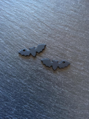 4 or 20 Cute Little Flying Bat Charms Matt Black Alloy 25x9mm