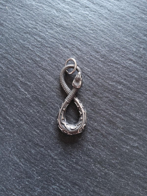 Snake Infinity Pendant Antique Silver Surgical Steel 42.5x18x4.5mm