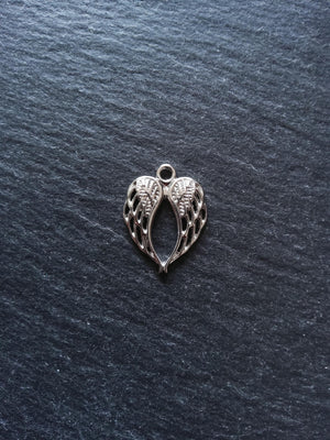 10 or 50 Double Wing Heart Pendant Charm Silver Tone Alloy 22x17mm