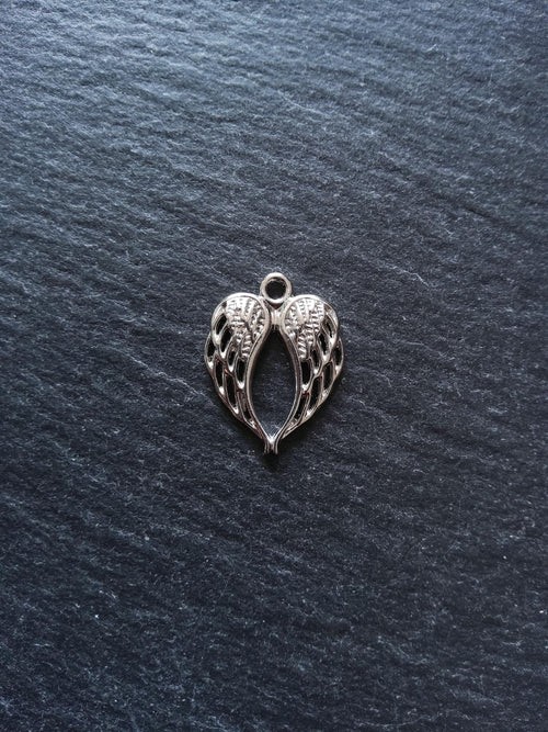 10 or 50 Double Wing Heart Pendant Charm Silver Tone Alloy 22x17mm