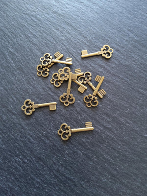 20 or 100 Antique Bronze Tone Key Charms 22x10x1.5mm