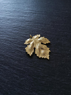 Real 18K Gold Plated Brass Maple Leaf Pendant 36x31x2mm