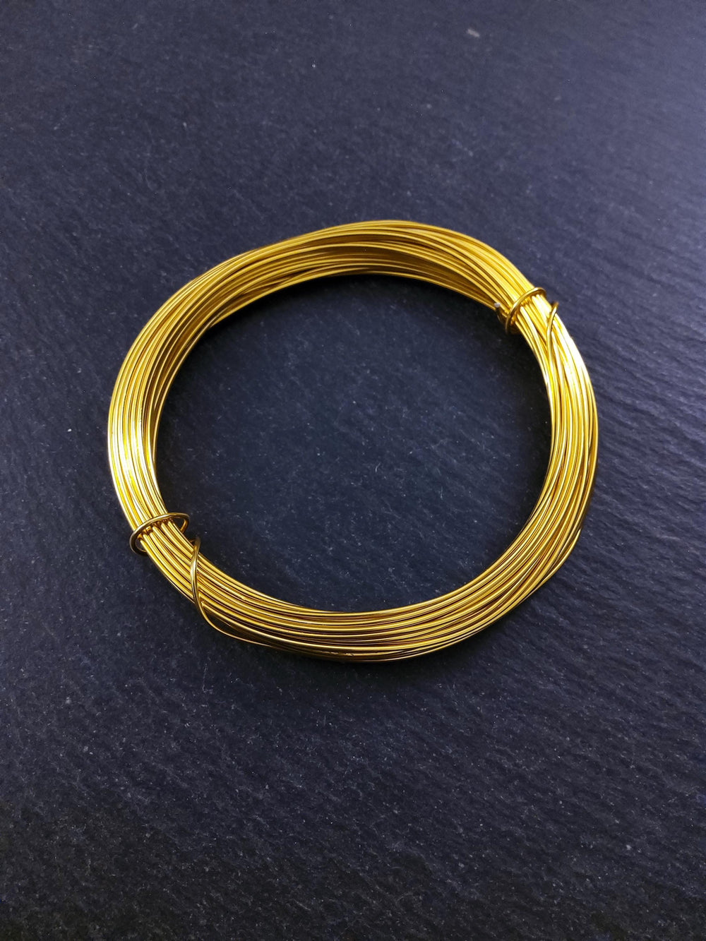 10m Roll of Gold Aluminium Craft Wire Silver Tone 1mm 18 Gauge - ContentedCatz