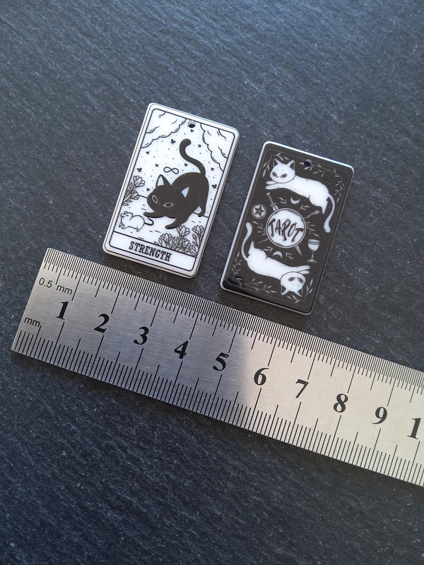 2 or 10 Strength Cat Tarot Card Charms White & Black Resin 38x23mm