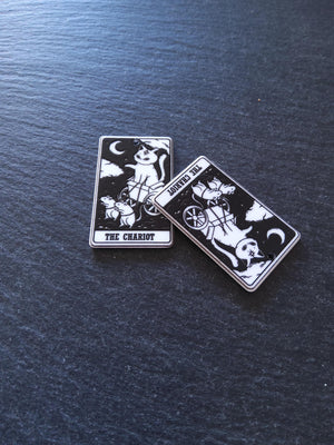 2 or 10 The Chariot Cat Tarot Card Charms White & Black Resin 38x23mm
