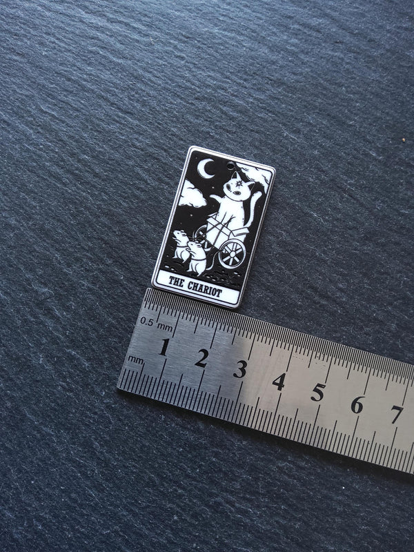 2 or 10 The Chariot Cat Tarot Card Charms White & Black Resin 38x23mm