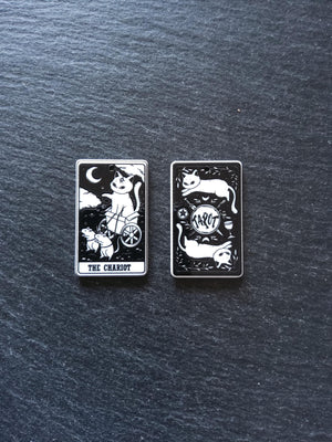 2 or 10 The Chariot Cat Tarot Card Charms White & Black Resin 38x23mm