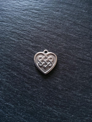 2 or 10 Celtic Knot Stainless Steel Heart Charms 19x18x2.5mm