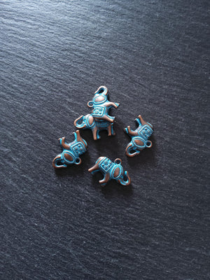 4 or 20 Antique Copper Tone Elephant Charms With Blue Patina 22x18x5mm