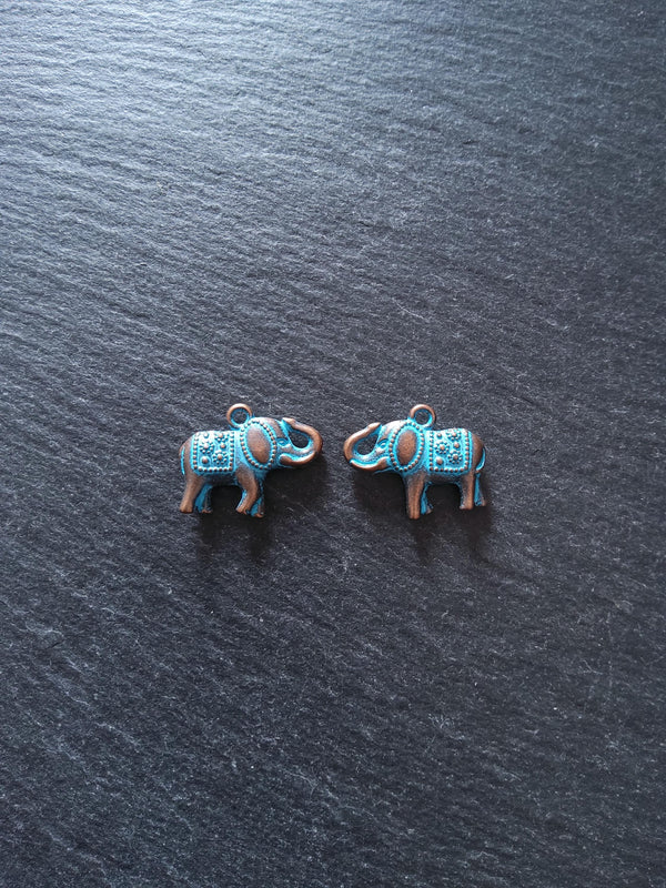 4 or 20 Antique Copper Tone Elephant Charms With Blue Patina 22x18x5mm