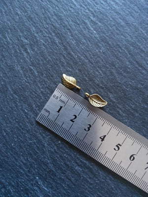 20 or 100 Leaf Charms Antique Bronze Tone Alloy 14x7x2.5mm Nickel FREE