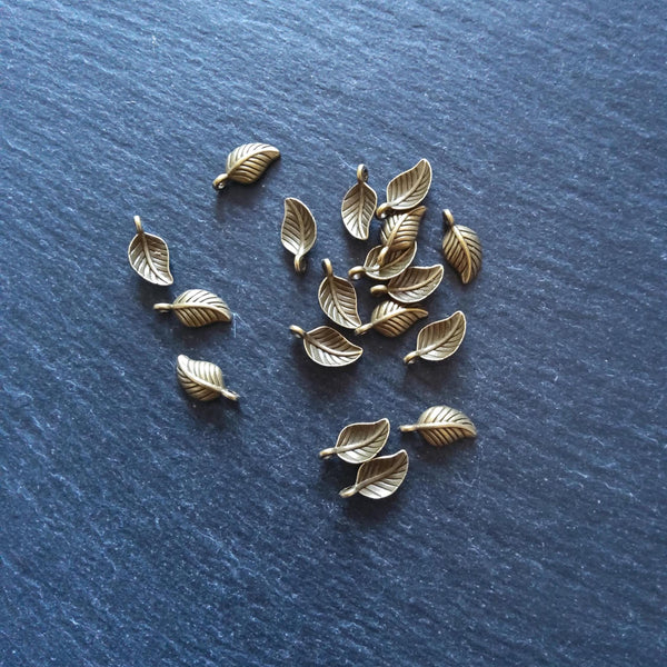 20 or 100 Leaf Charms Antique Bronze Tone Alloy 14x7x2.5mm Nickel FREE