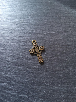 8 or 40 Celtic Cross Charms Antique Bronze Tone 26x16mm