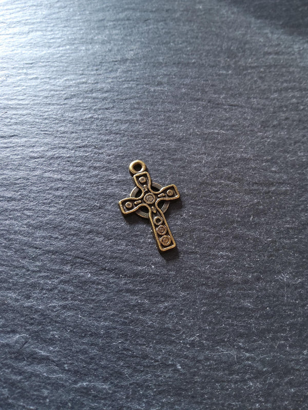 8 or 40 Celtic Cross Charms Antique Bronze Tone 26x16mm