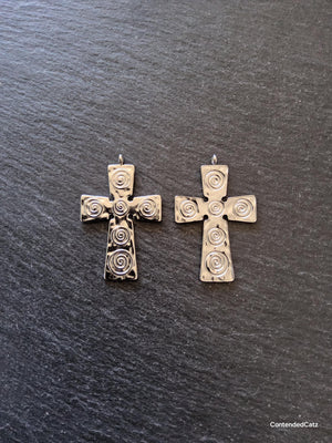 Bright Stainless Steel Cross Pendant with Swirl Pattern 47x30x1.5mm