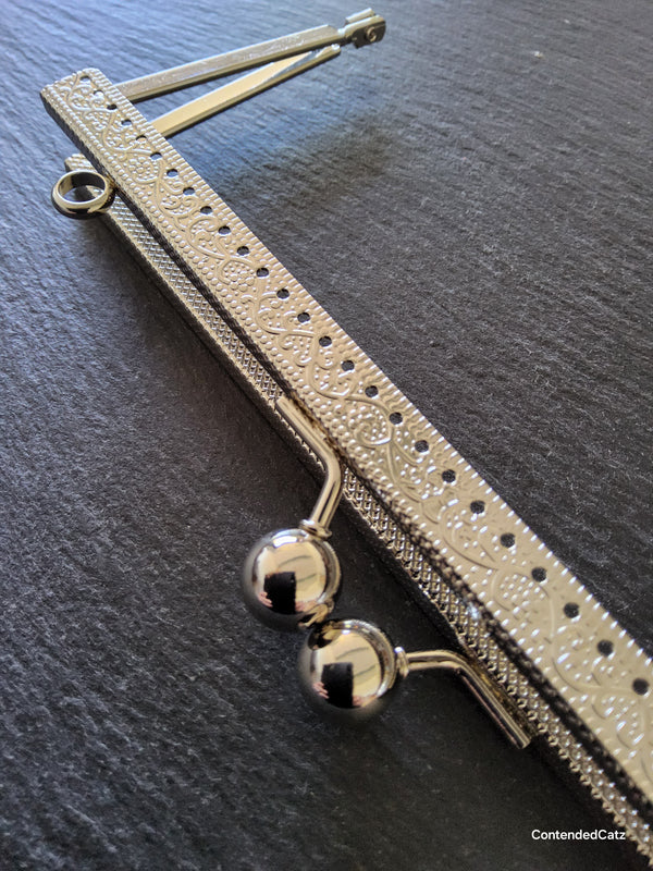 Patterned 20cm (7.9”) Silver Tone Metal Purse or Bag Frame Kiss Clasp Rectangle 20x10cm