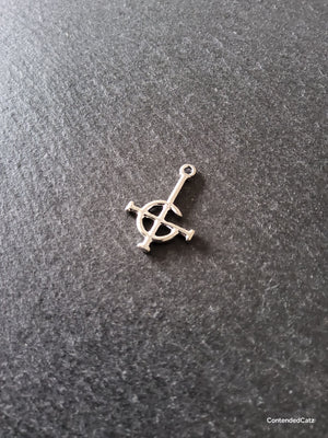 4 or 20 Inverted Cross Charms Antique Silver Tone 27x18mm