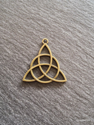 6 or 30 Large Triquetra Celtic Knot Charms Antique Bronze Tone Alloy 30x29x2mm Nickel FREE