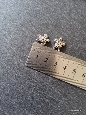 10 or 50 Turtle Beads Antique Silver Tone Alloy 13x12x4mm Hole: 1.3mm
