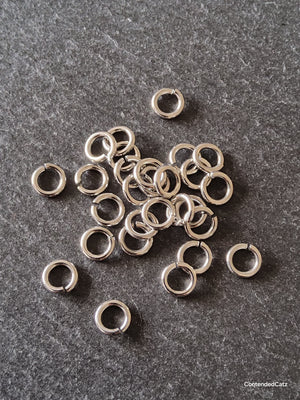 40 or 200 Stainless Steel 8mm Jump Rings 1.5mm (15 gauge) Hole: 5mm