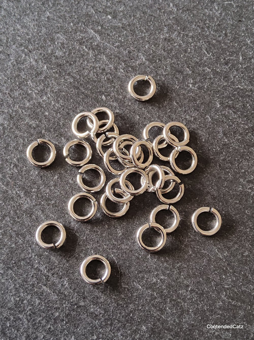 40 or 200 Stainless Steel 8mm Jump Rings 1.5mm (15 gauge) Hole: 5mm