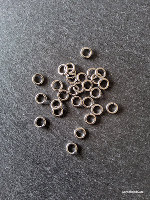 40 or 200 Stainless Steel 8mm Jump Rings 1.5mm (15 gauge) Hole: 5mm