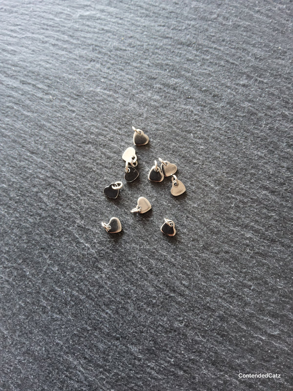 10 or 50 Stainless Steel Tiny Flat Heart Charms 6x5x0.9mm