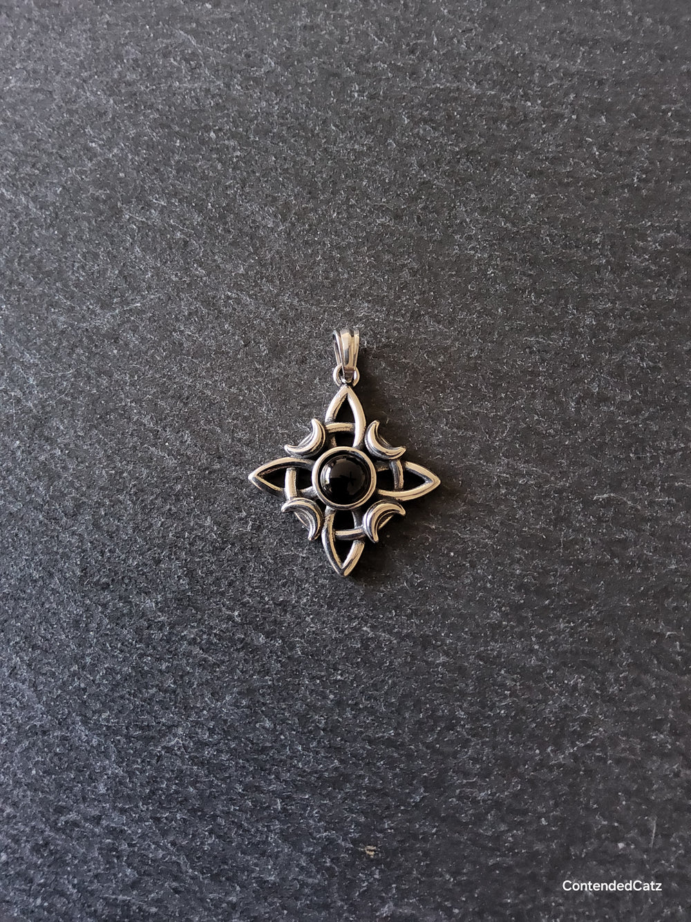 Stainless Steel Witches Knot Pendant with Black Cabochon 35x30x6mm
