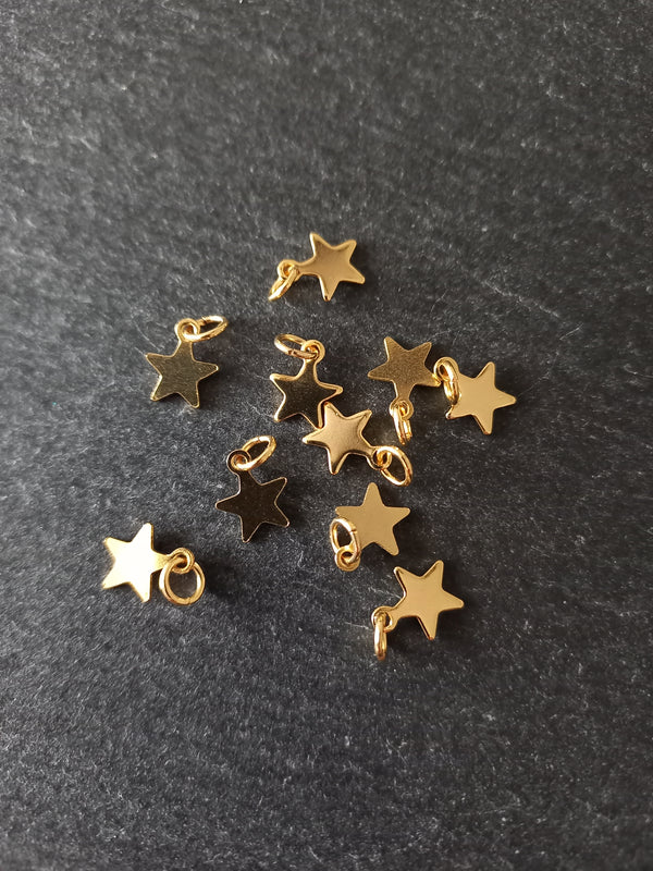 10 or 50 Real 18K Gold Plated Stainless Steel Star Charms 10x8x0.8mm