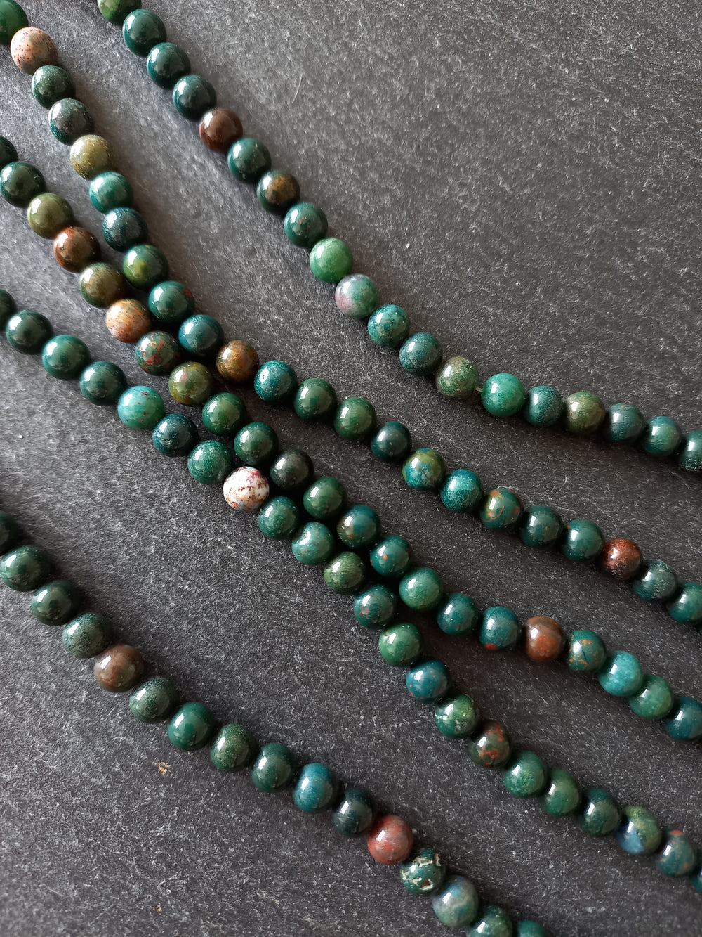 6.3mm Indian Bloodstone Natural Round Gemstone Beads Full 15 inch Strand. Hole: 1mm
